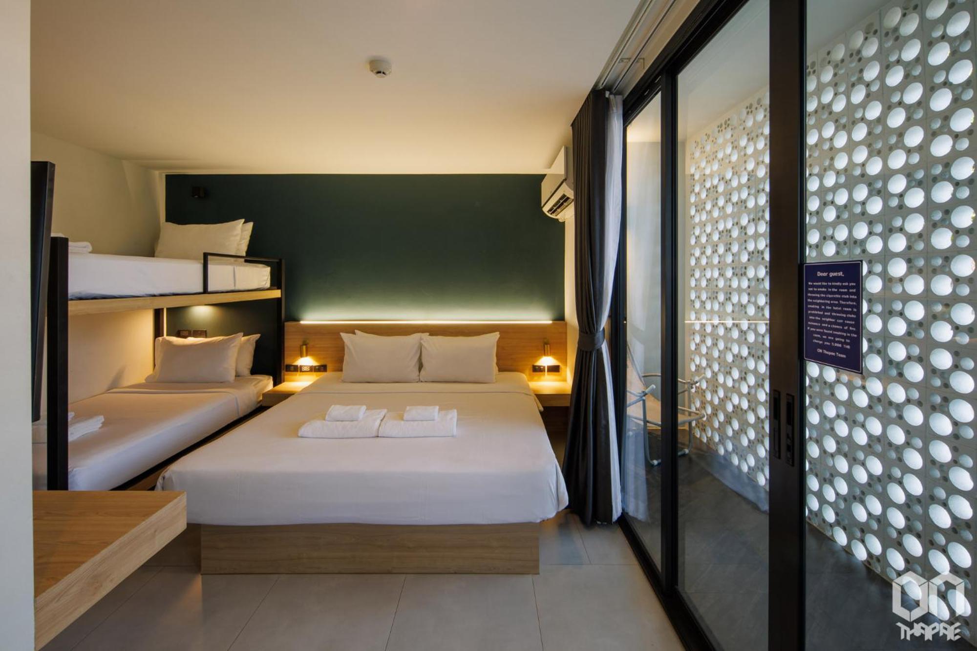 On Thapae Gate Chiangmai Hotel Chiang Mai Bagian luar foto